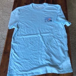 Vineyard Vines t-shirt